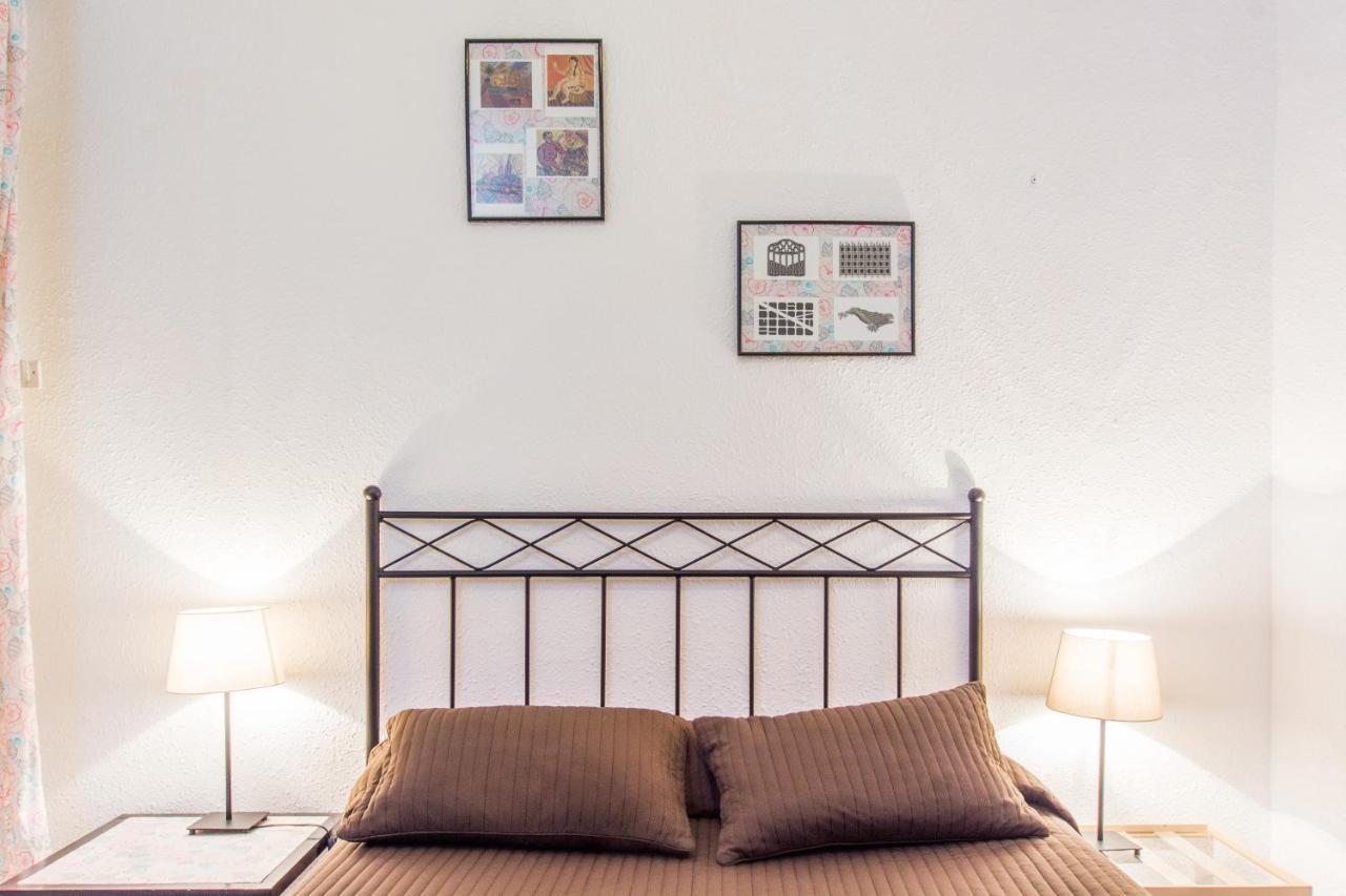 Charm Apartment Sagrada Familia — Photos 1
